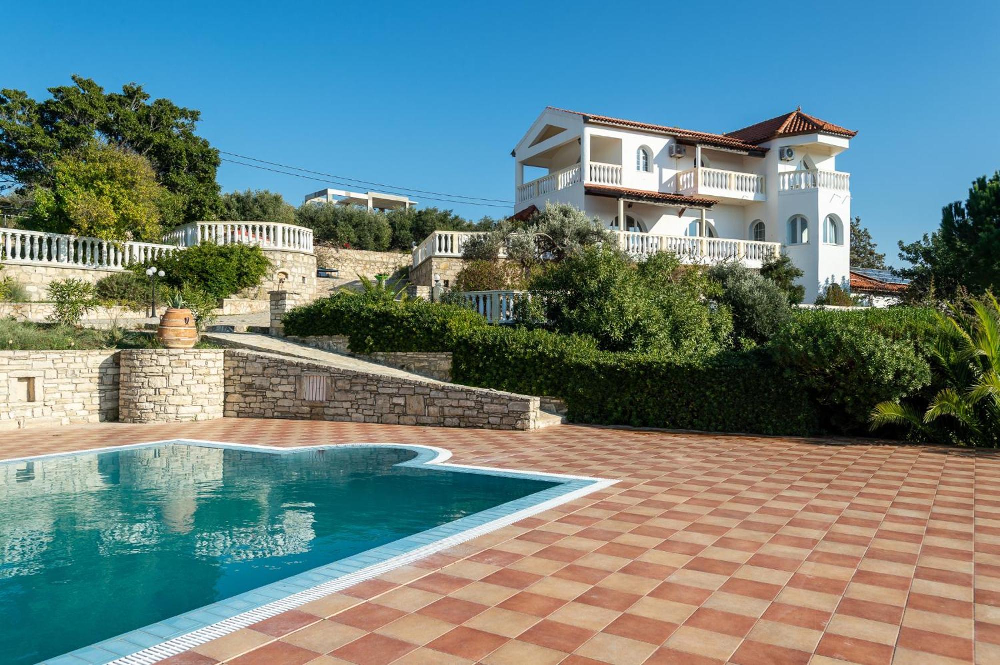 Villa Sarah Pitsídia Exterior foto
